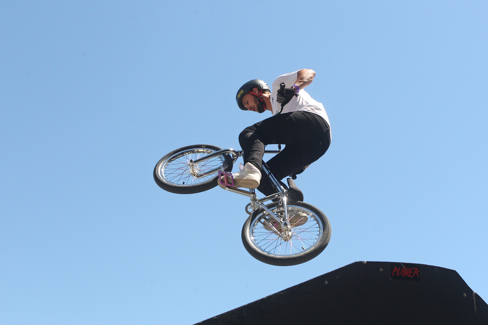 Anthony-Jeanjean-BMX-Freestyle-Park-