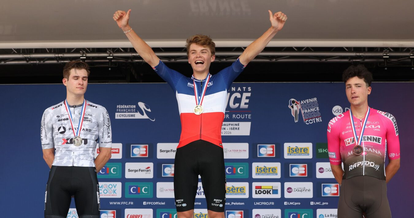 podium-championnat-de-france-amateur-cyclisme-route-canicule